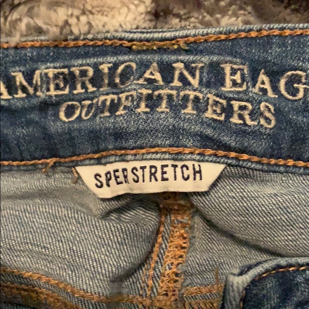 AMERICAN EAGLE RIPPED JEANS - Picture 4 of 5